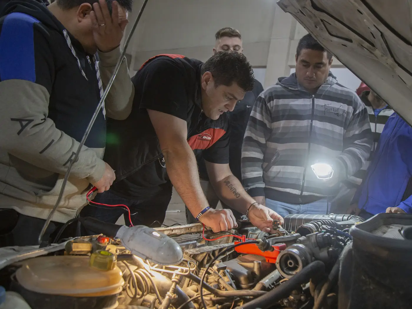 academia-tubox-curso-electricidad-automotriz-01