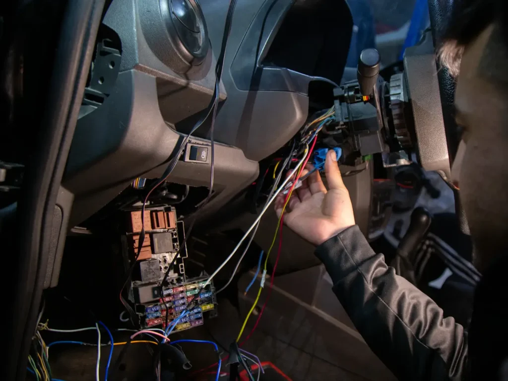 academia-tubox-curso-electricidad-automotriz-07