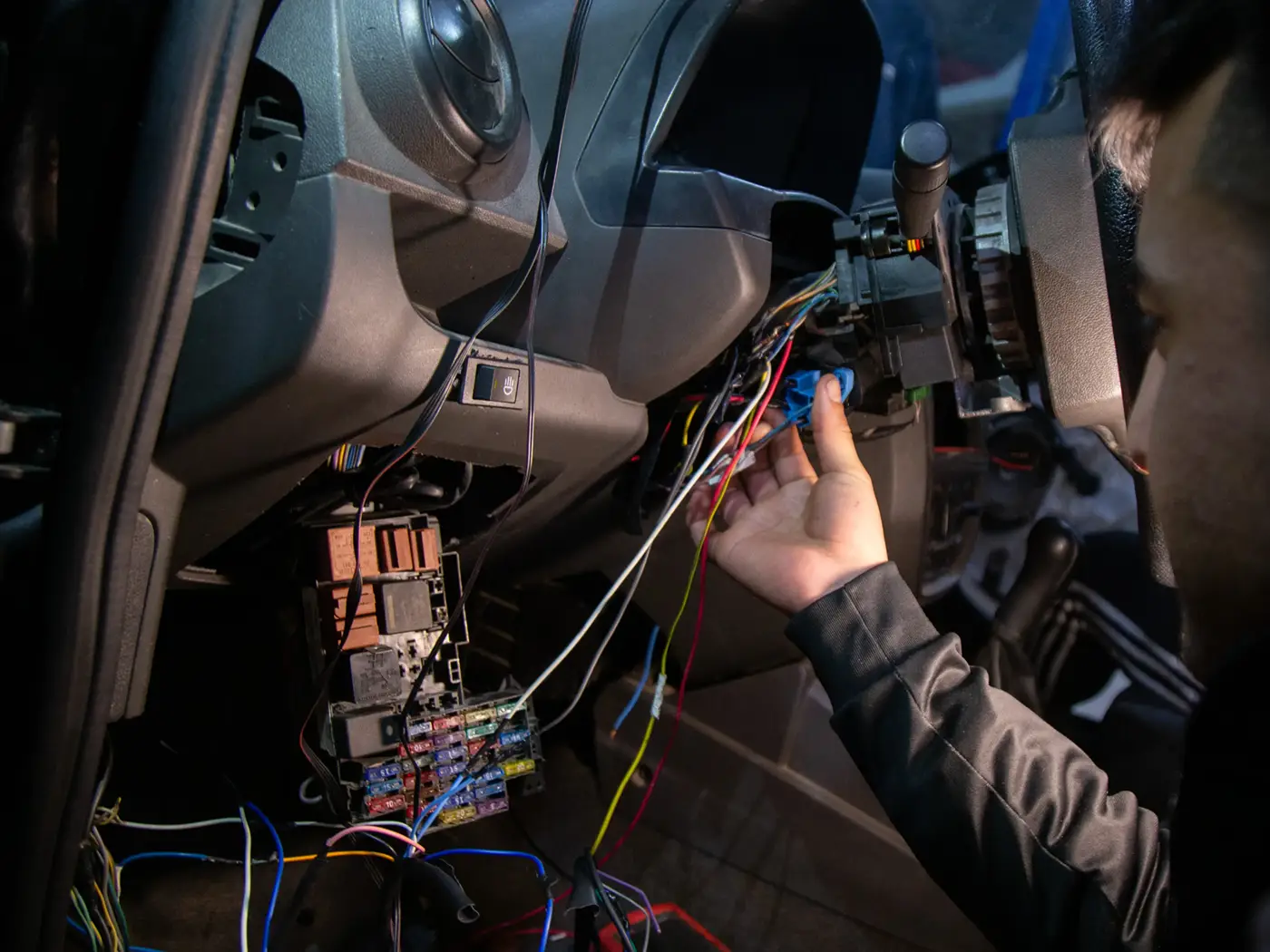 academia-tubox-curso-electricidad-automotriz-07