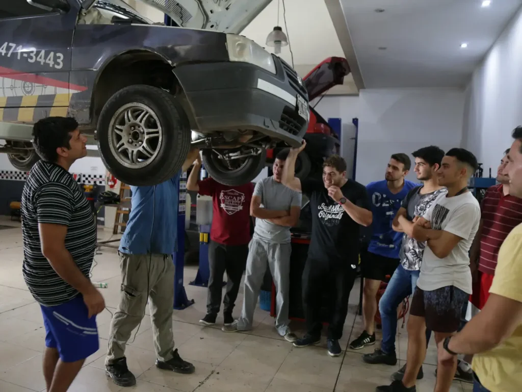 academia-tubox-curso-electricidad-automotriz-14