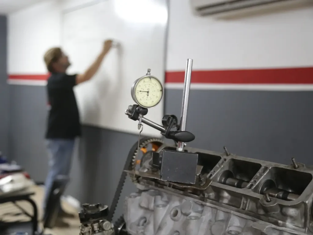 academia-tubox-curso-mecanica-automotriz-06