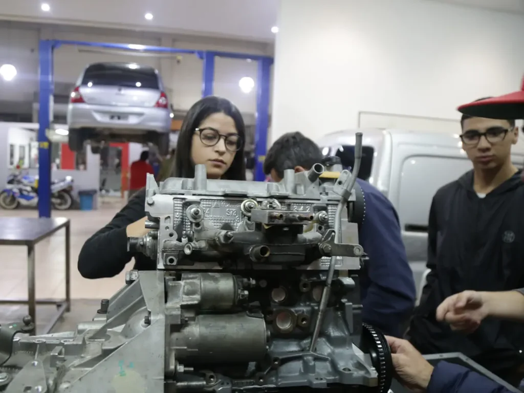 academia-tubox-curso-mecanica-automotriz-11
