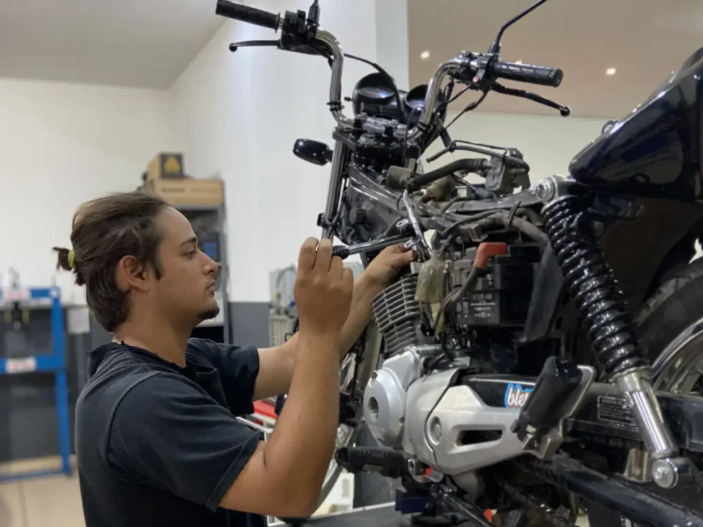 academia-tubox-curso-mecanica-electricidad-motos-05